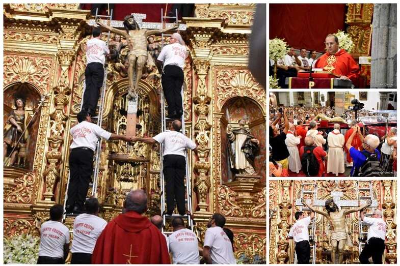 Momentos de la subida de la venerada imagen (Foto Antonio Alí)